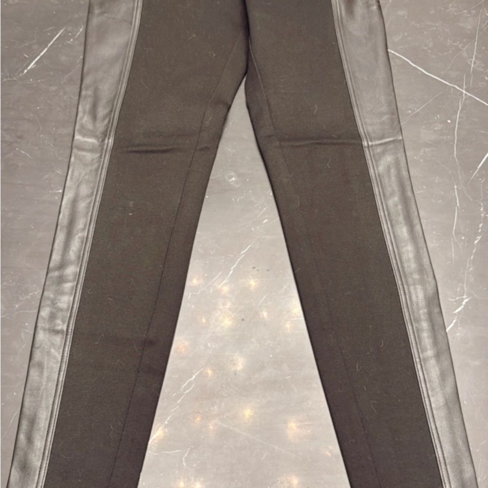 PAIGE Black Leggings with Leather Sleek and Fitted